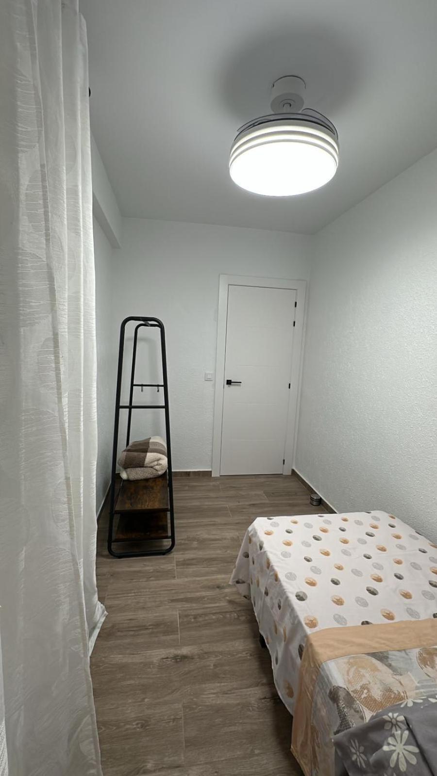 Appartamento Happy Hideaway Alicante Esterno foto